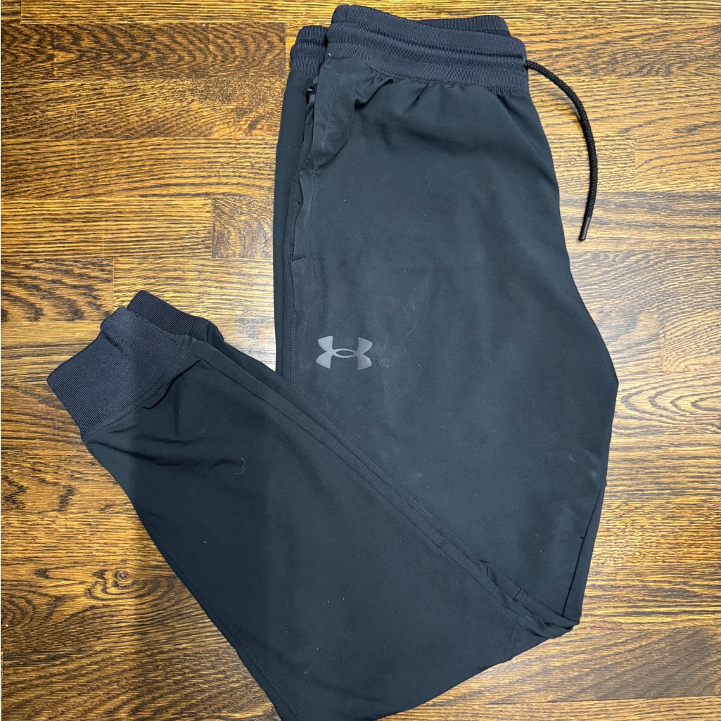 Under Armour Men’s Black Joggers, Size: L